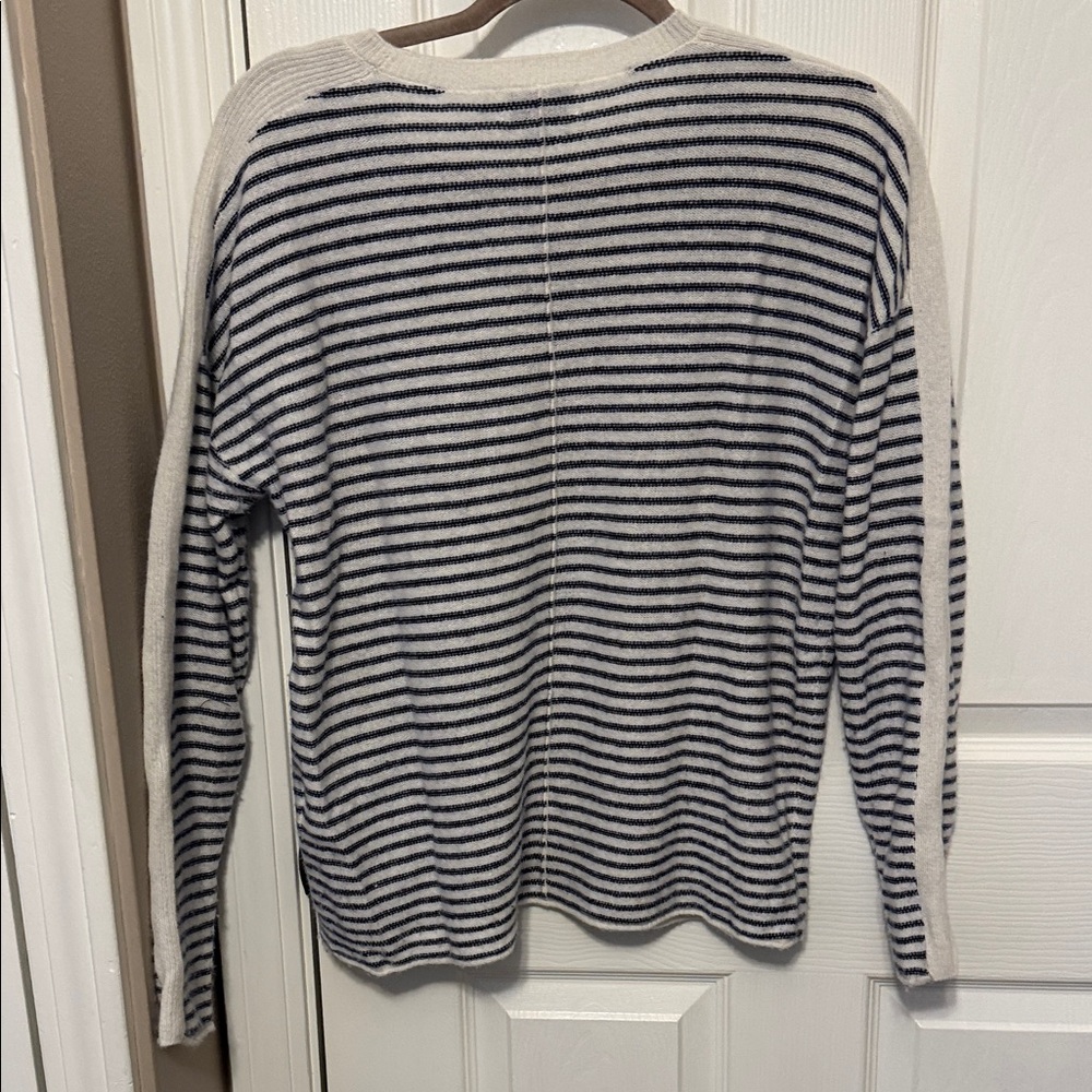 Vineyard Vines Cashmere Striped Sweater in Navy and White - Picture 3 of 3